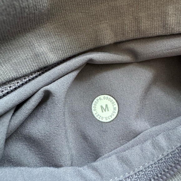 Men’s light purpleish medium lululemon athletic sweatpants, perfect condition - Picture 6 of 7